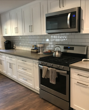 Payless Kitchens and Bath Image